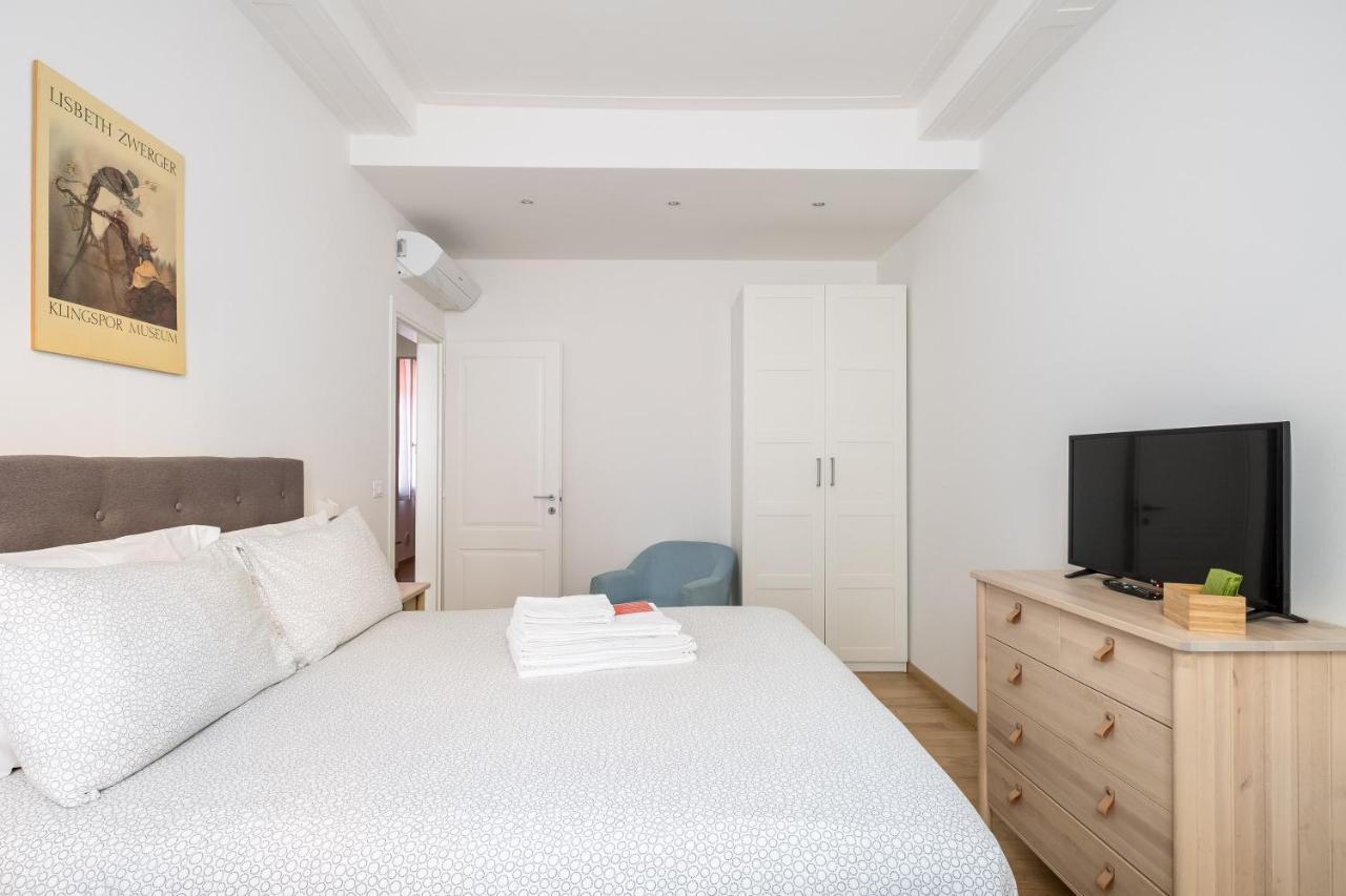 Canonica Suites Bologna Exterior photo