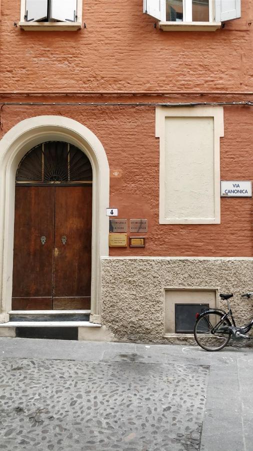 Canonica Suites Bologna Exterior photo